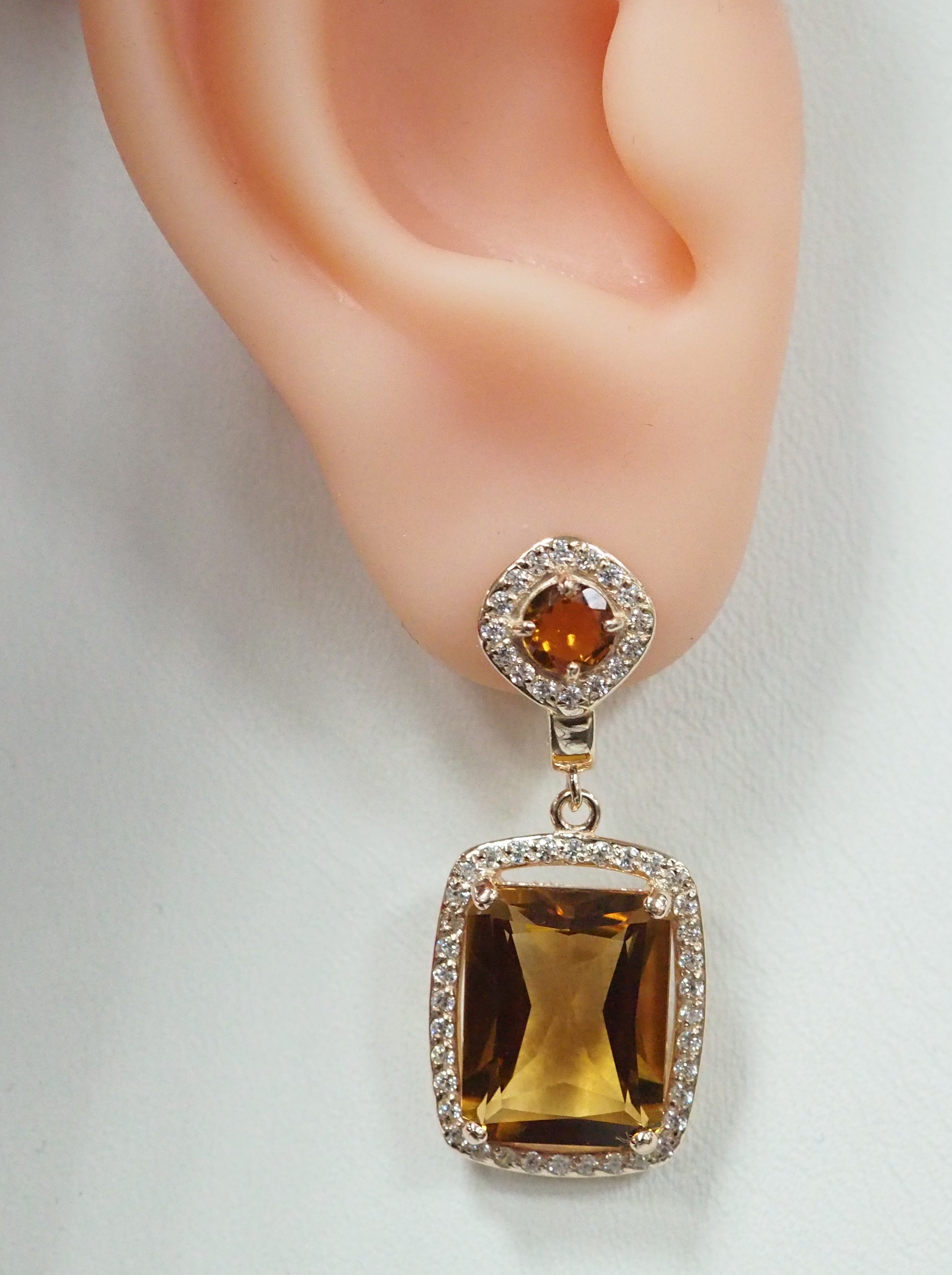 Серебряные серьги с цитринами